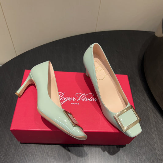 ROGER VIVIER 25S BELLE VIVIER PUMPS 70MM IN PALE MINT GREEN CALFSKIN GOLD BUCKLE - 34
