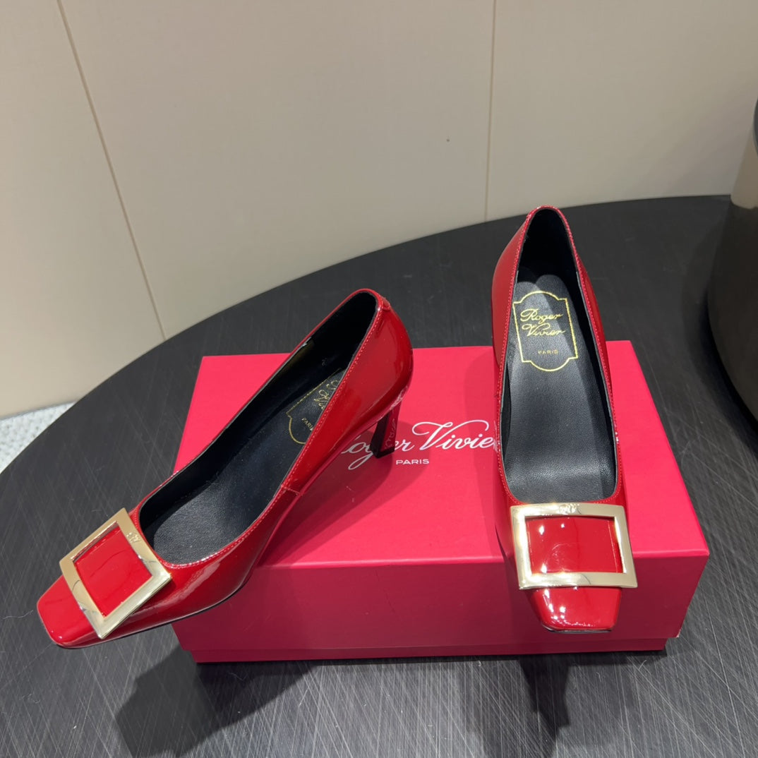 BELLE VIVIER PUMPS IN RED GLOSSY CALFSKIN GOLD BUCKLE - 34