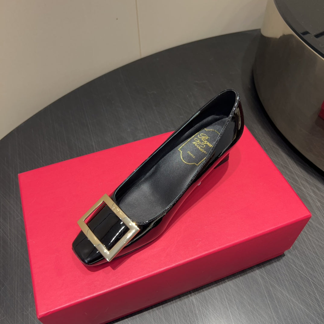 ROGER VIVIER 25S BELLE VIVIER PUMPS 45MM IN BLACK CALFSKIN GOLD BUCKLE - 34