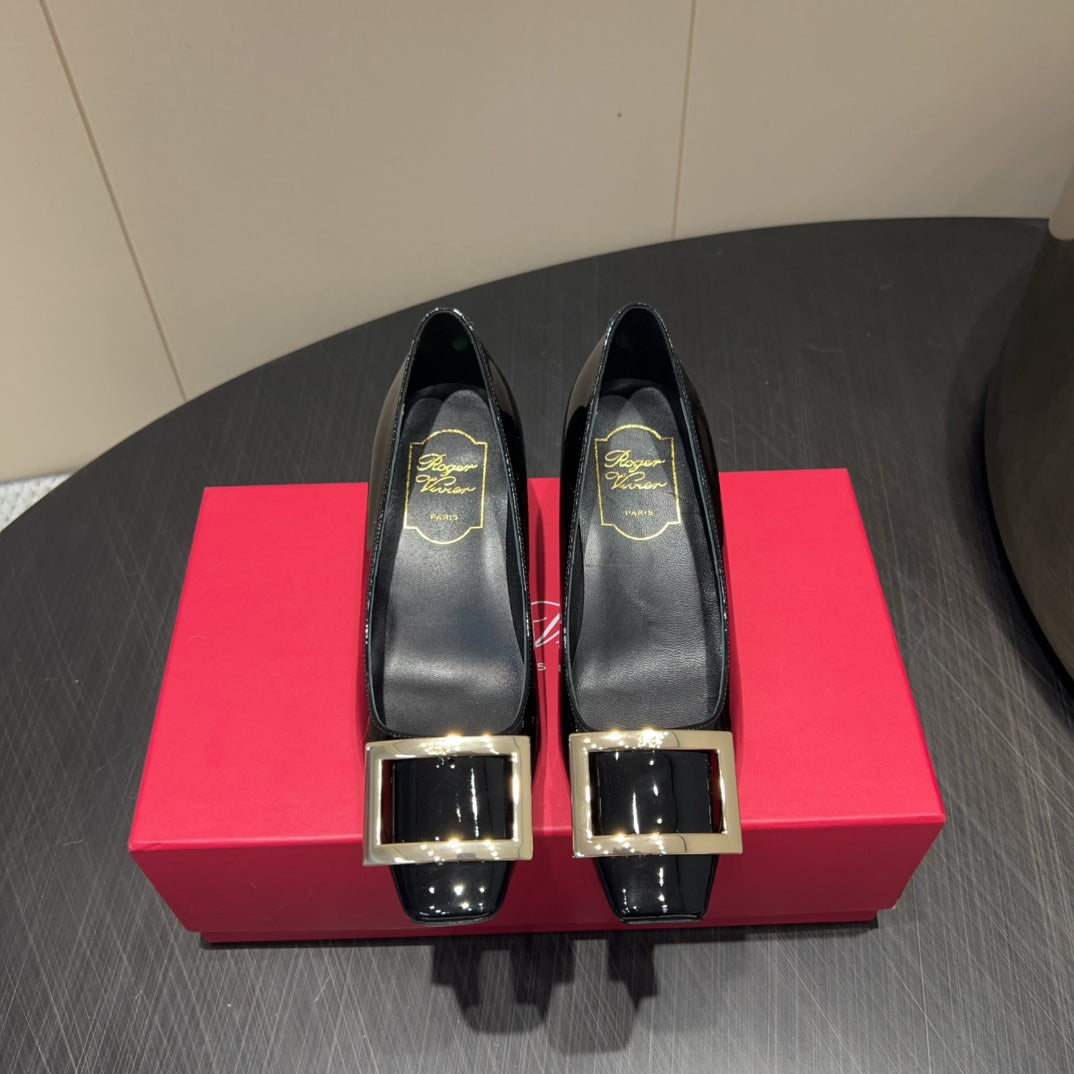 ROGER VIVIER 25S BELLE VIVIER PUMPS 45MM IN BLACK CALFSKIN GOLD BUCKLE - 34