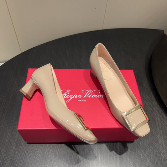 ROGER VIVIER 25S BELLE VIVIER PUMPS 45MM IN NUDE CALFSKIN GOLD BUCKLE - 34
