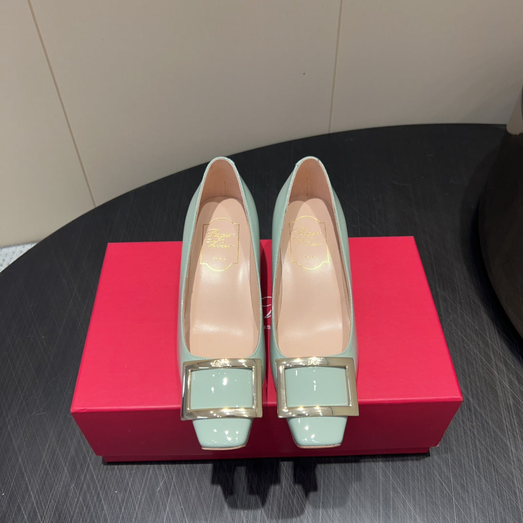 ROGER VIVIER 25S BELLE VIVIER PUMPS 45MM IN PALE MINT GREEN CALFSKIN GOLD BUCKLE - 34