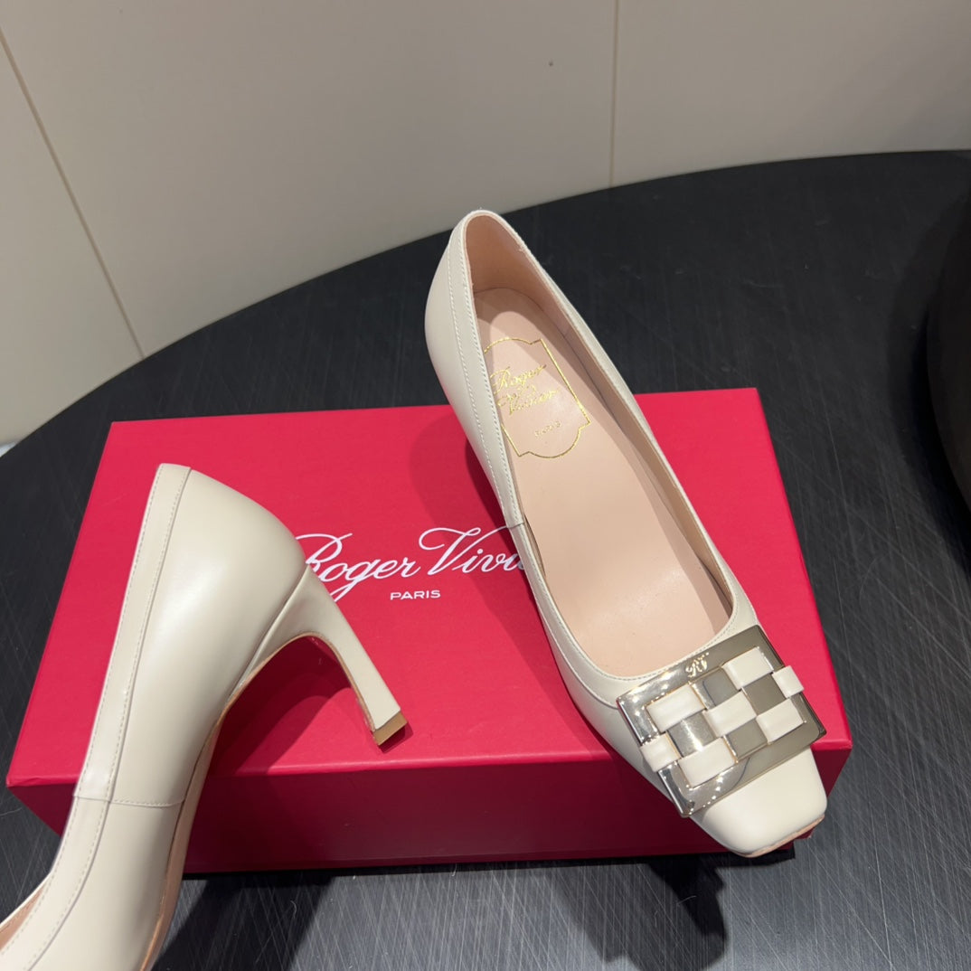 ROGER VIVIER 25S TROMPETTE SQUARE TOE HIGH HEELS 70MM IN IVORY SHINY CALFSKIN - 34