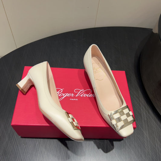 ROGER VIVIER 25S TROMPETTE SQUARE TOE HIGH HEELS 45MM IN IVORY SHINY CALFSKIN - 34