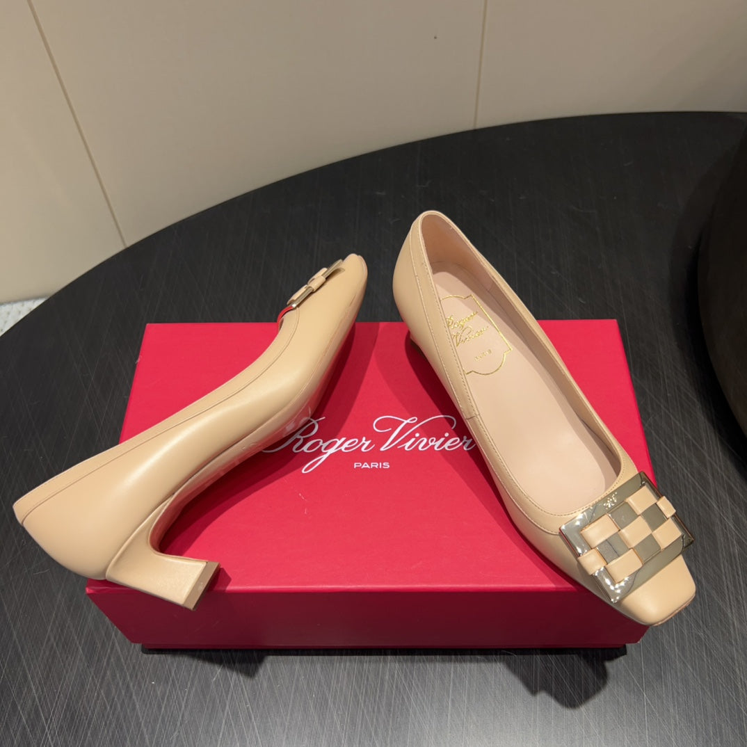 ROGER VIVIER 25S TROMPETTE SQUARE TOE HIGH HEELS 45MM IN NUDE SHINY CALFSKIN - 34