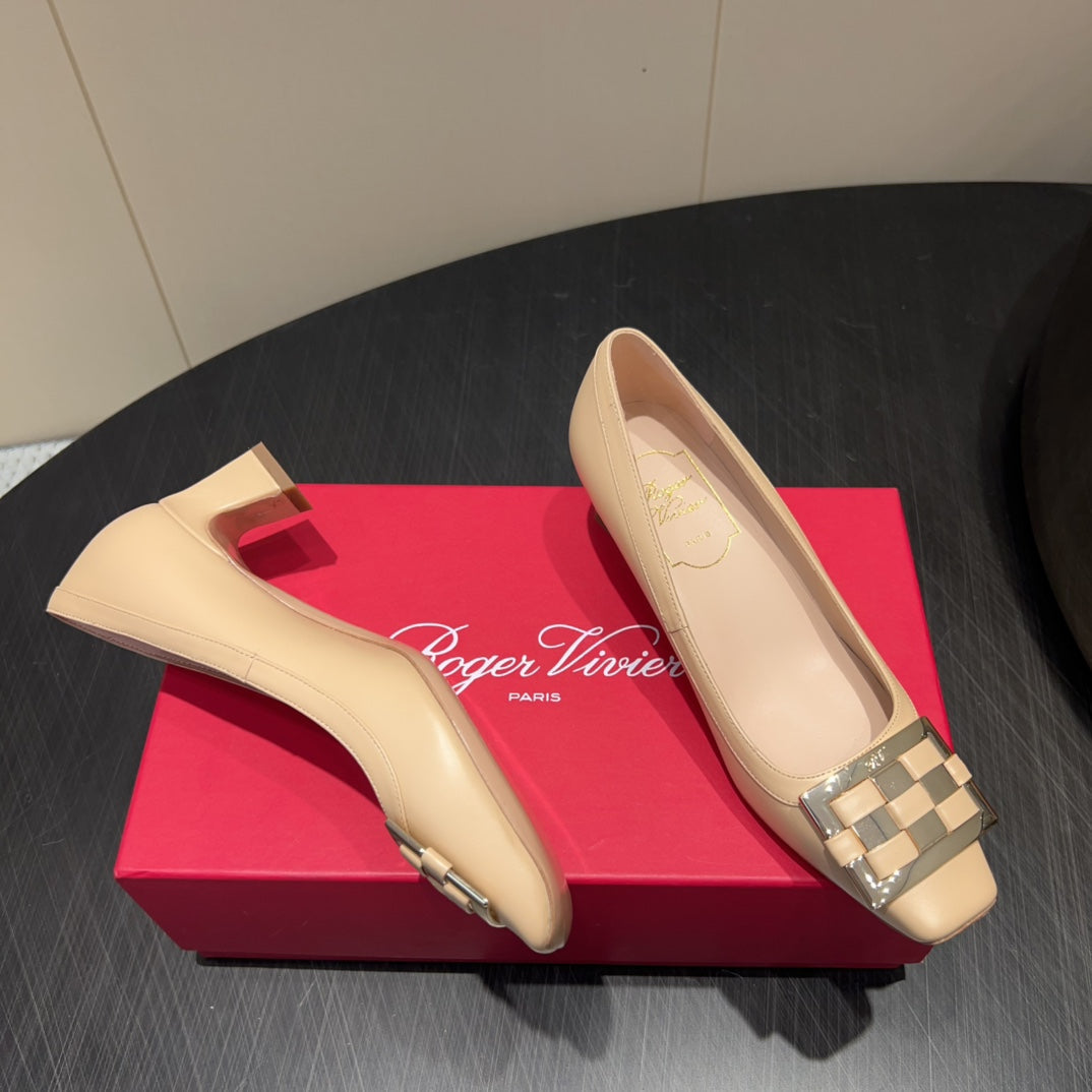 ROGER VIVIER 25S TROMPETTE SQUARE TOE HIGH HEELS 45MM IN NUDE SHINY CALFSKIN - 34