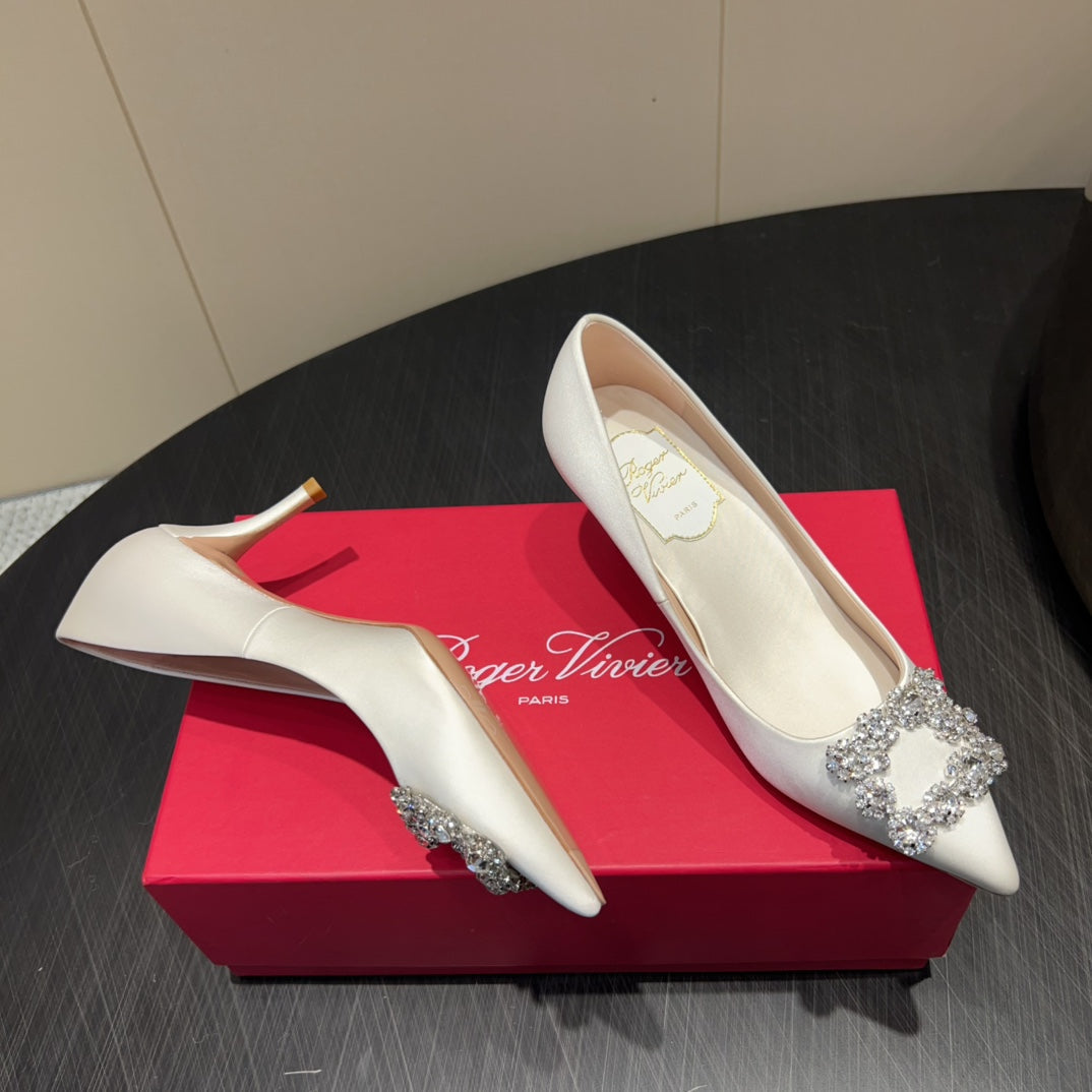 ROGER VIVIER 25S POINTED TOE HIGH HEELS 70MM IN IVORY SILK EMBELLISHED CRYSTALS - 34