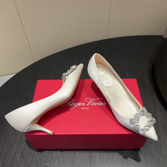 ROGER VIVIER 25S POINTED TOE HIGH HEELS 70MM IN IVORY SILK EMBELLISHED CRYSTALS - 34