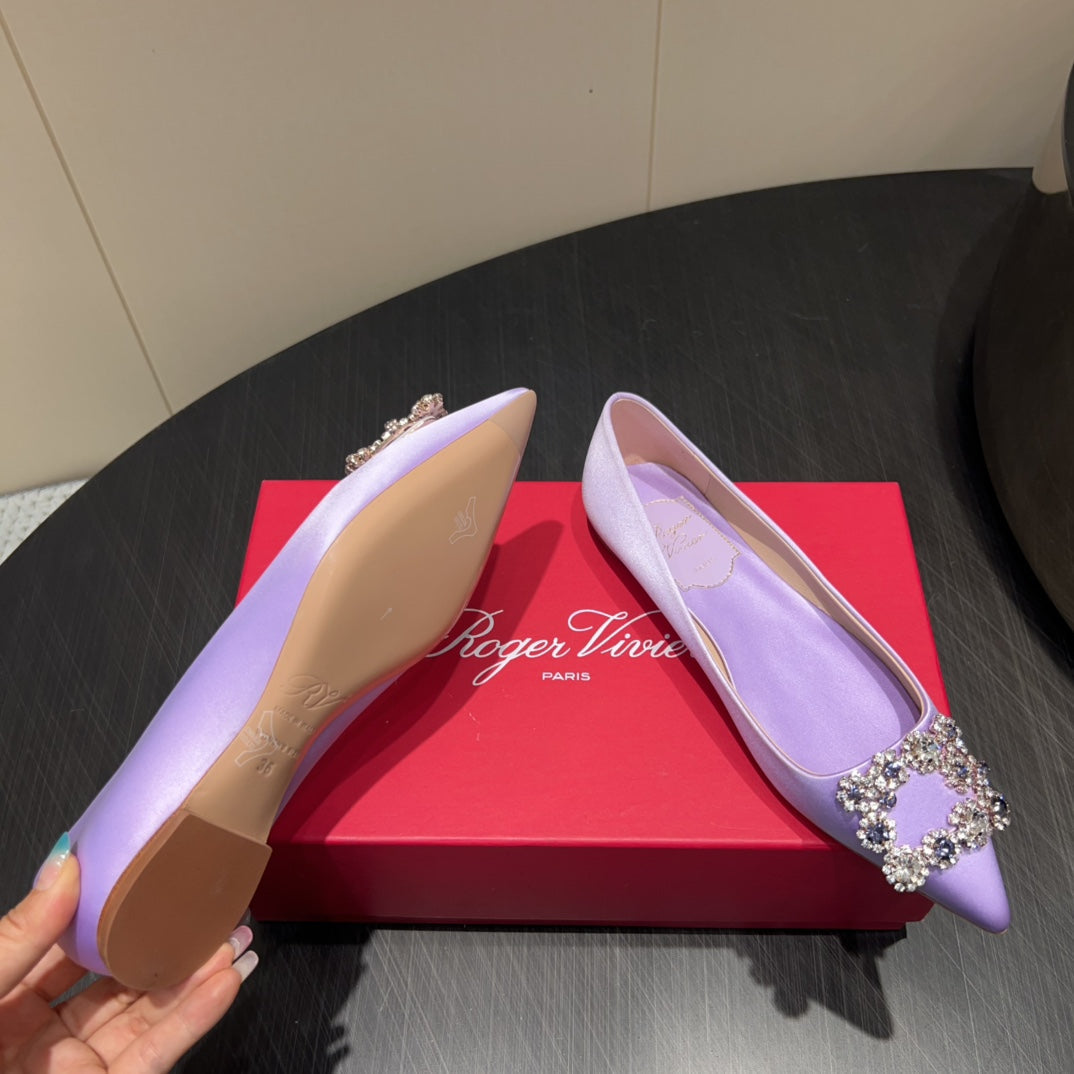 ROGER VIVIER 25S GRETE BALLET FLATS IN LAVENDER SILK WITH EMBELLISHED CRYSTALS - 34