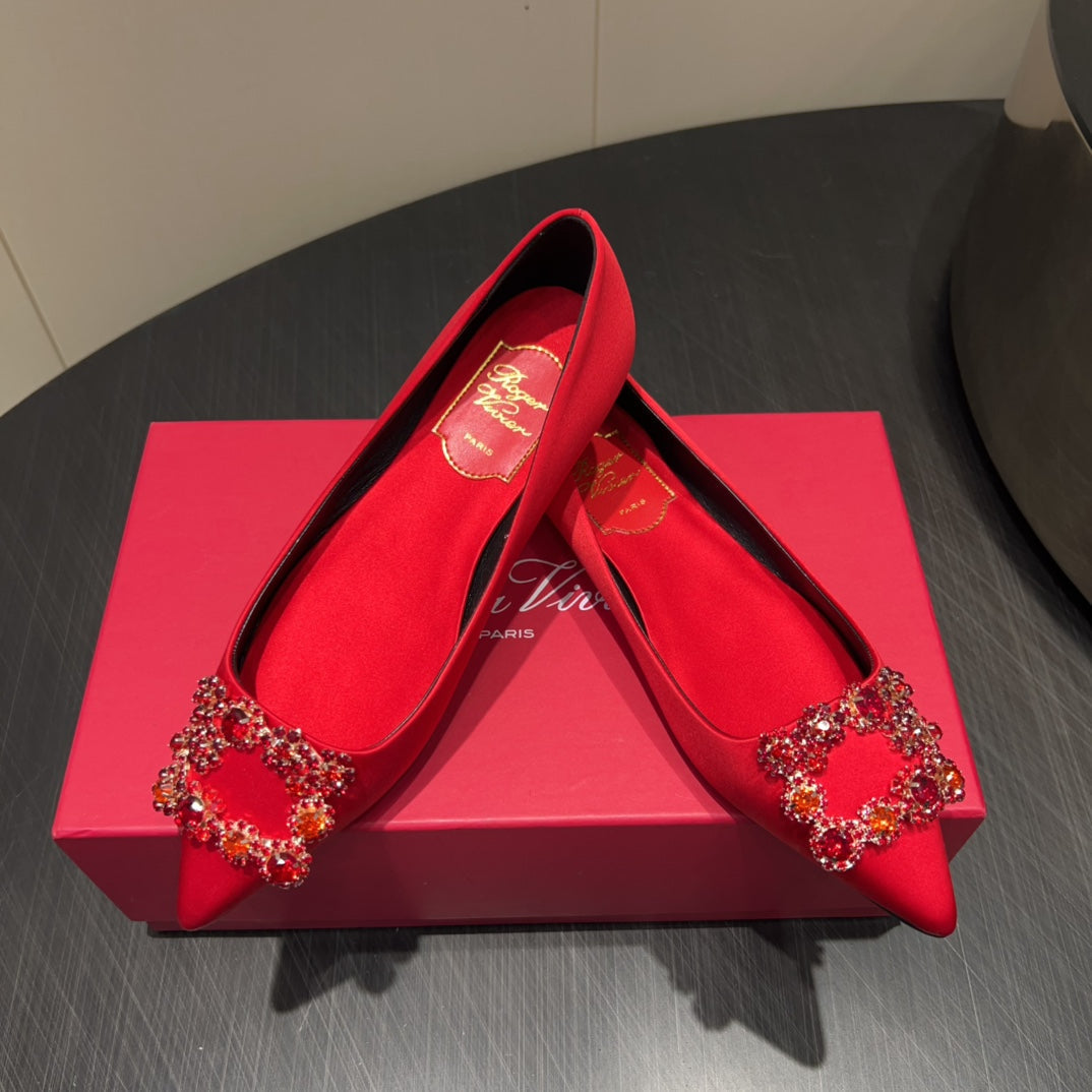 ROGER VIVIER 25S GRETE BALLET FLATS IN BRIGHT RED SILK WITH EMBELLISHED CRYSTALS - 34
