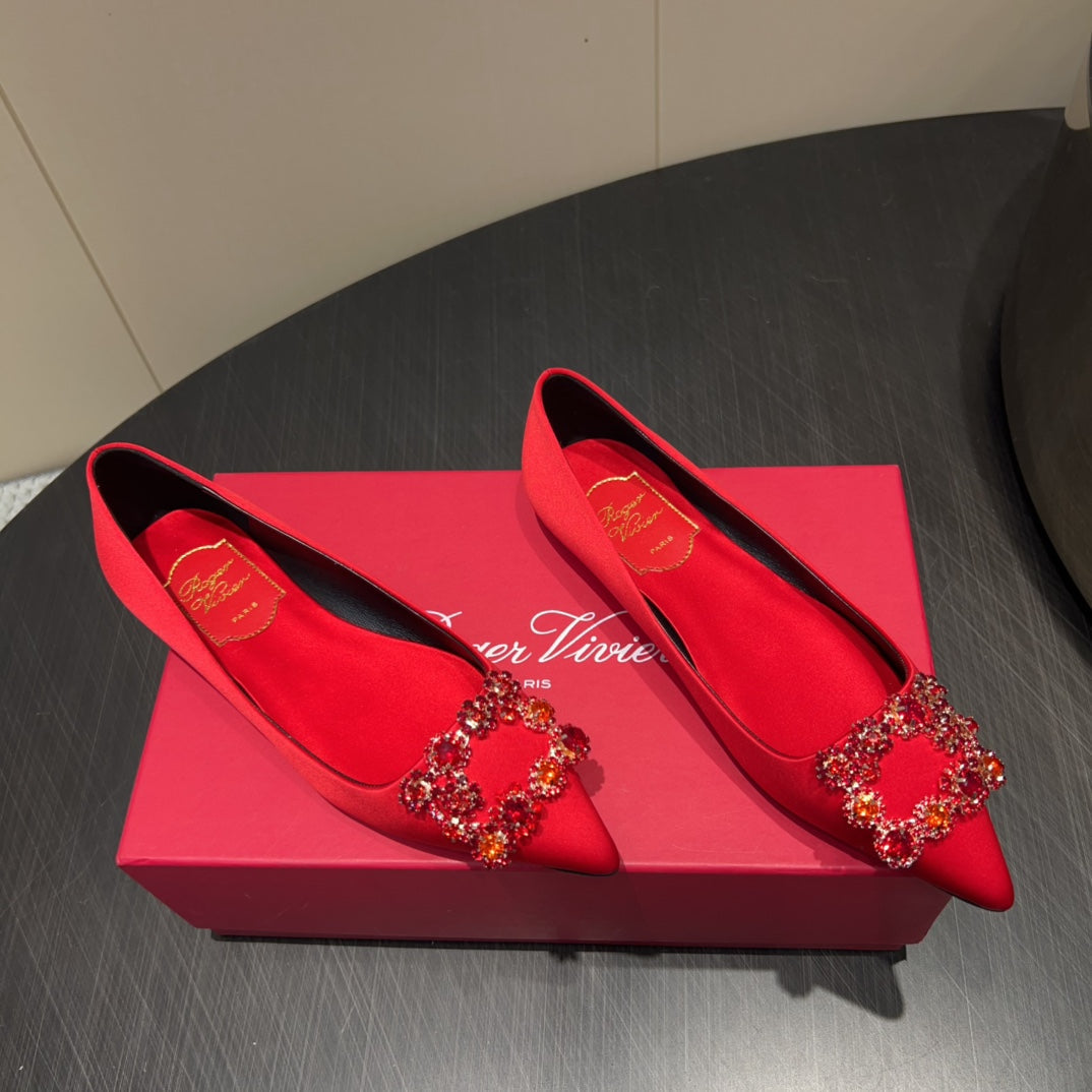 ROGER VIVIER 25S GRETE BALLET FLATS IN BRIGHT RED SILK WITH EMBELLISHED CRYSTALS - 34