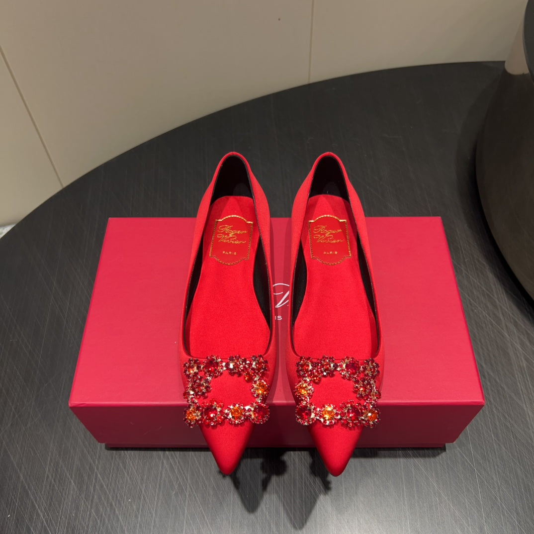 ROGER VIVIER 25S GRETE BALLET FLATS IN BRIGHT RED SILK WITH EMBELLISHED CRYSTALS - 34