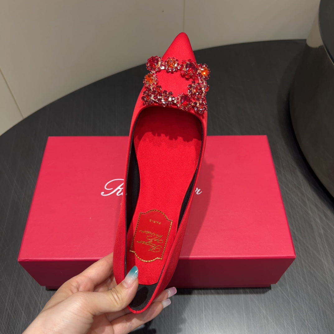 ROGER VIVIER 25S GRETE BALLET FLATS IN BRIGHT RED SILK WITH EMBELLISHED CRYSTALS - 34