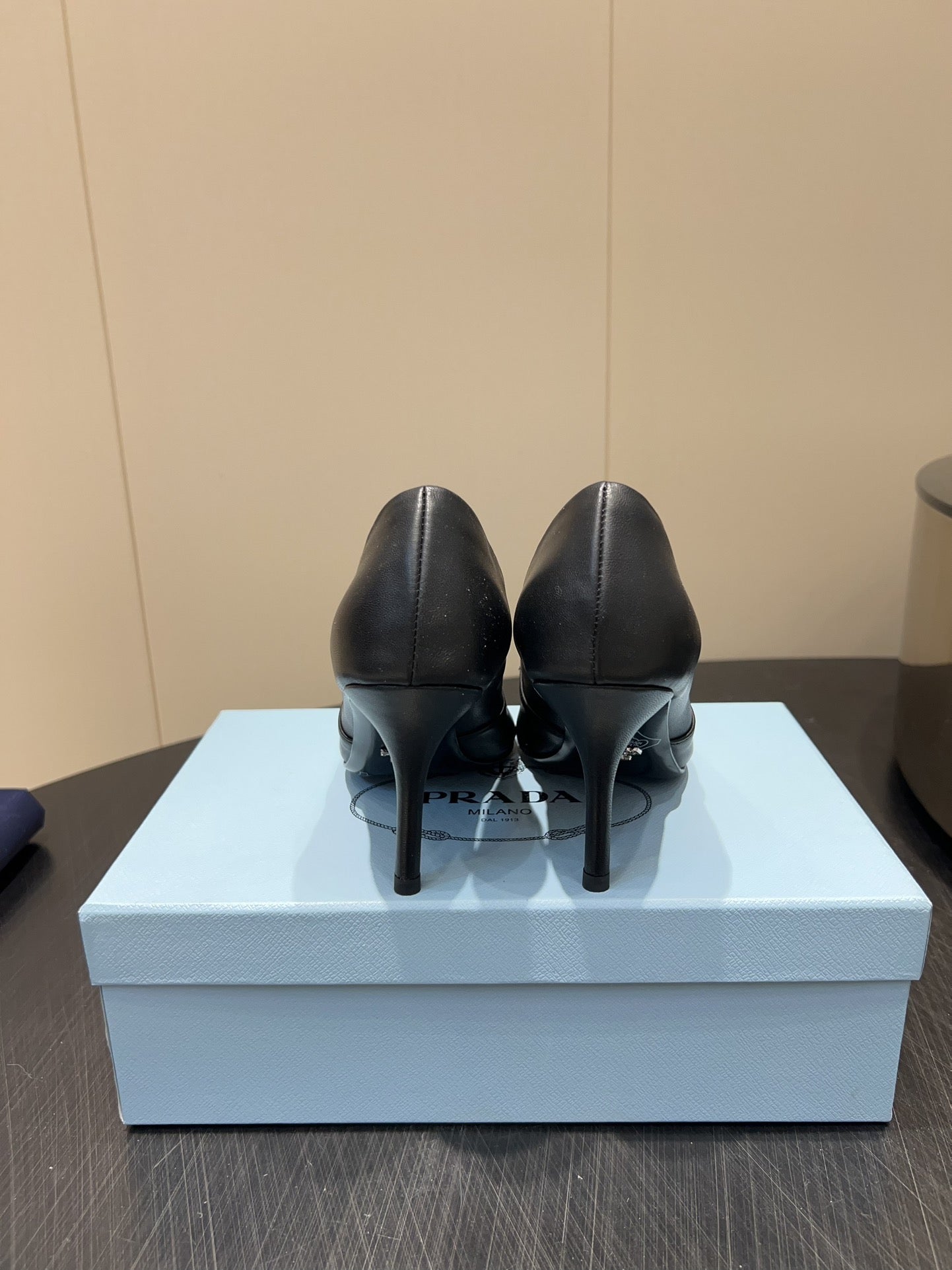 PRADA 25S POINTED TOE HIGH HEELS 85MM IN BLACK LAMBSKIN WITH TIE UP DESIGN - 35