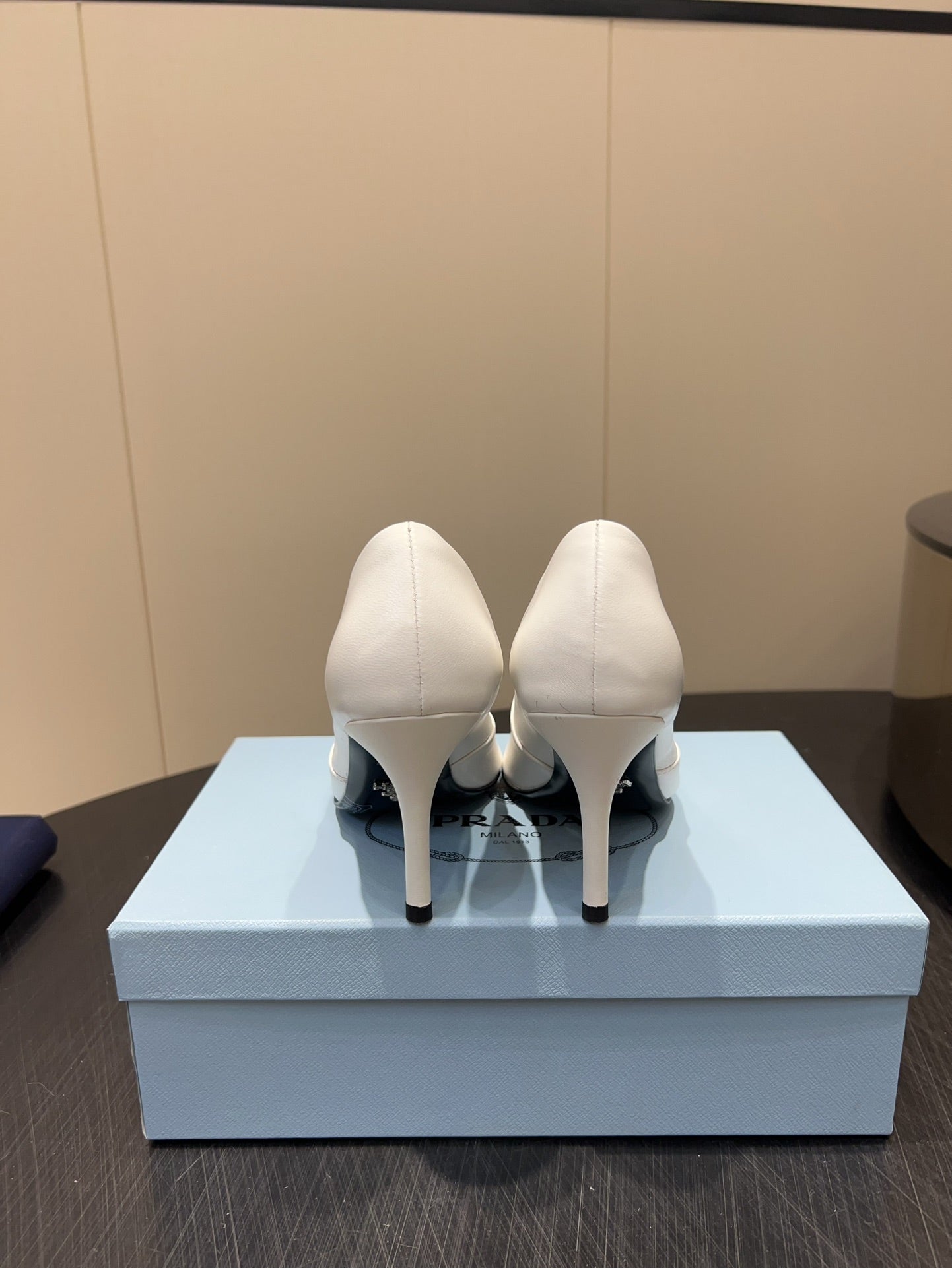 PRADA 25S POINTED TOE HIGH HEELS 85MM IN IVORY LAMBSKIN WITH TIE UP DESIGN - 35