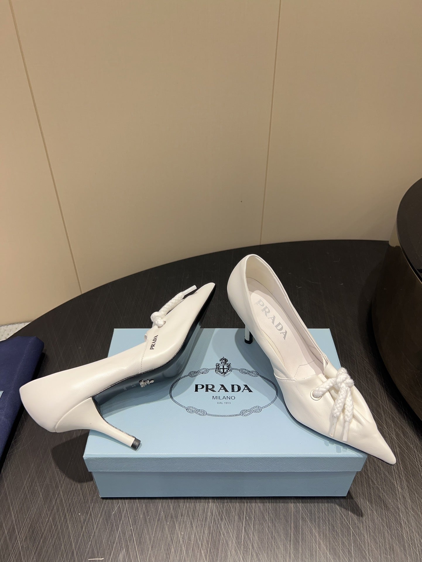 PRADA 25S POINTED TOE HIGH HEELS 85MM IN IVORY LAMBSKIN WITH TIE UP DESIGN - 35