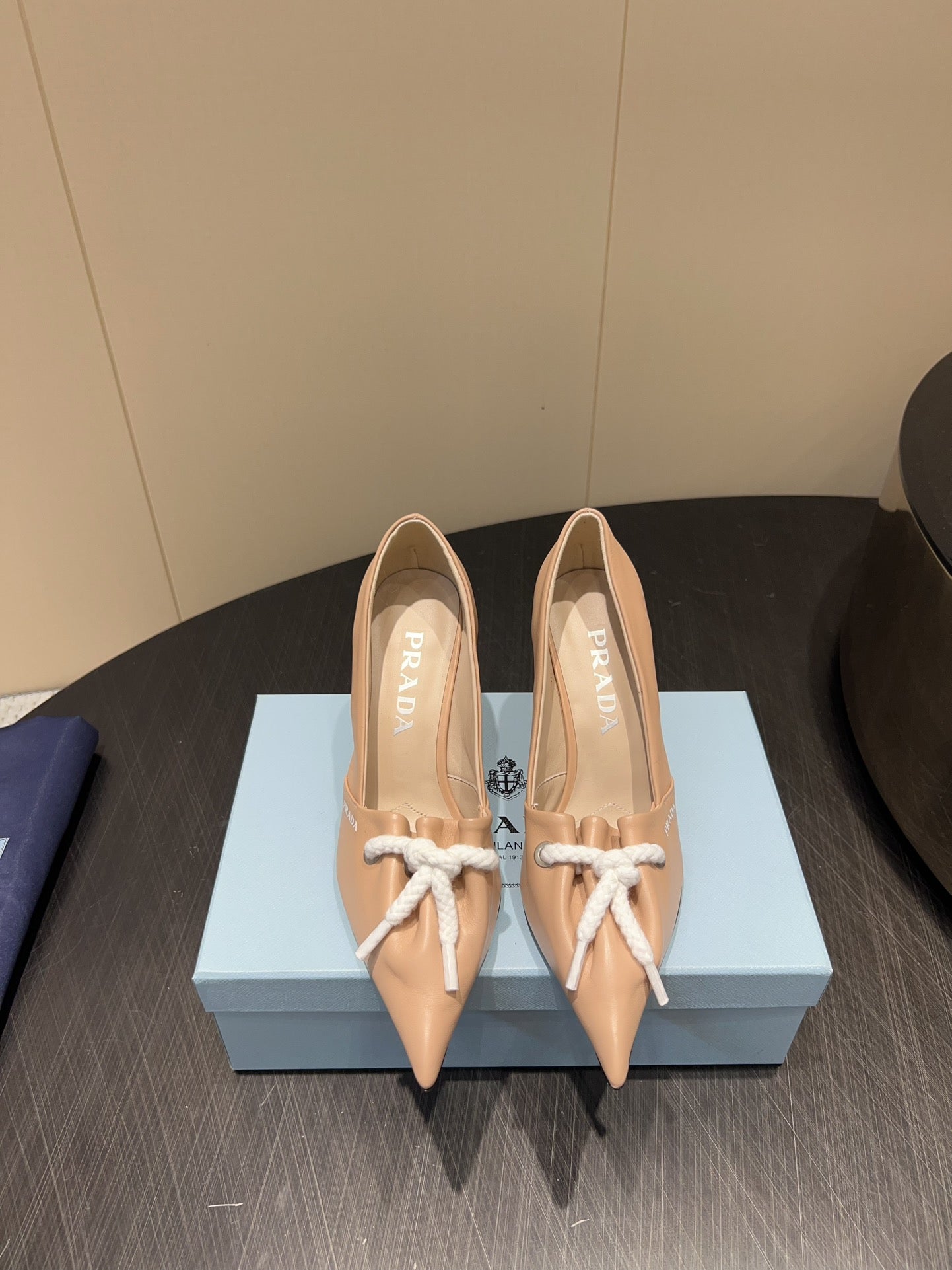 PRADA 25S POINTED TOE HIGH HEELS 85MM IN BEIGE LAMBSKIN WITH TIE UP DESIGN - 35