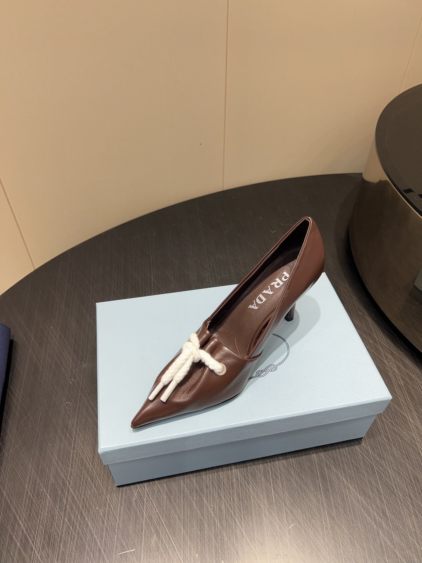 PRADA 25S POINTED TOE HIGH HEELS 85MM IN DARK BROWN LAMBSKIN WITH TIE UP DESIGN - 35