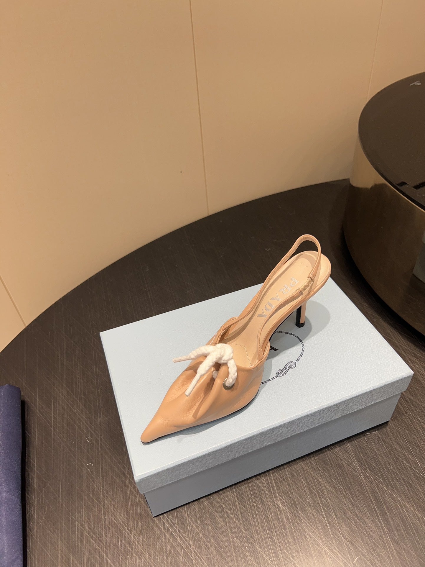 PRADA 25S POINTED TOE SLINGBACK 85MM IN BEIGE LAMBSKIN WITH TIE UP DESIGN - 35