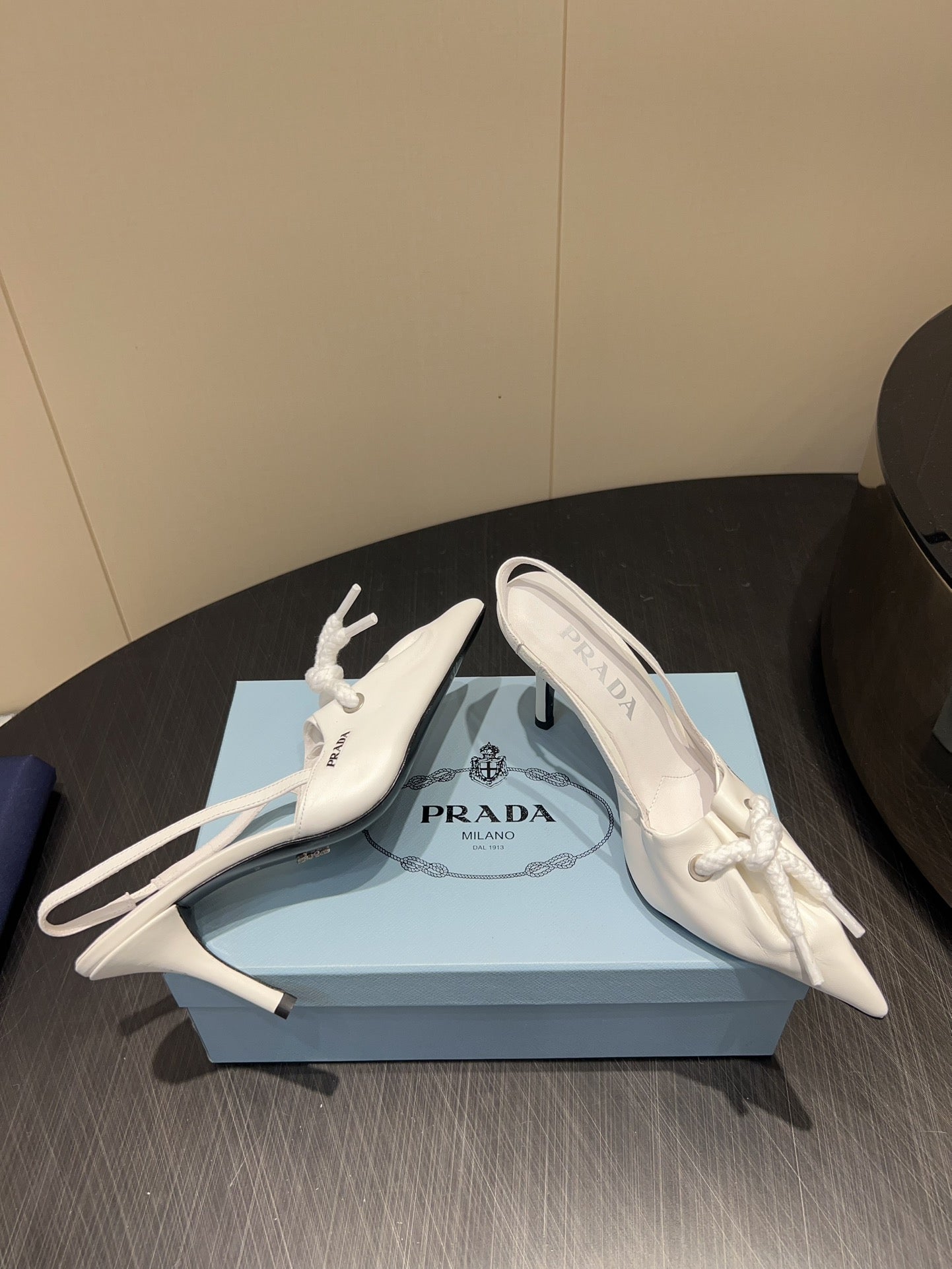 PRADA 25S POINTED TOE SLINGBACK 85MM IN WHITE LAMBSKIN WITH TIE UP DESIGN - 35