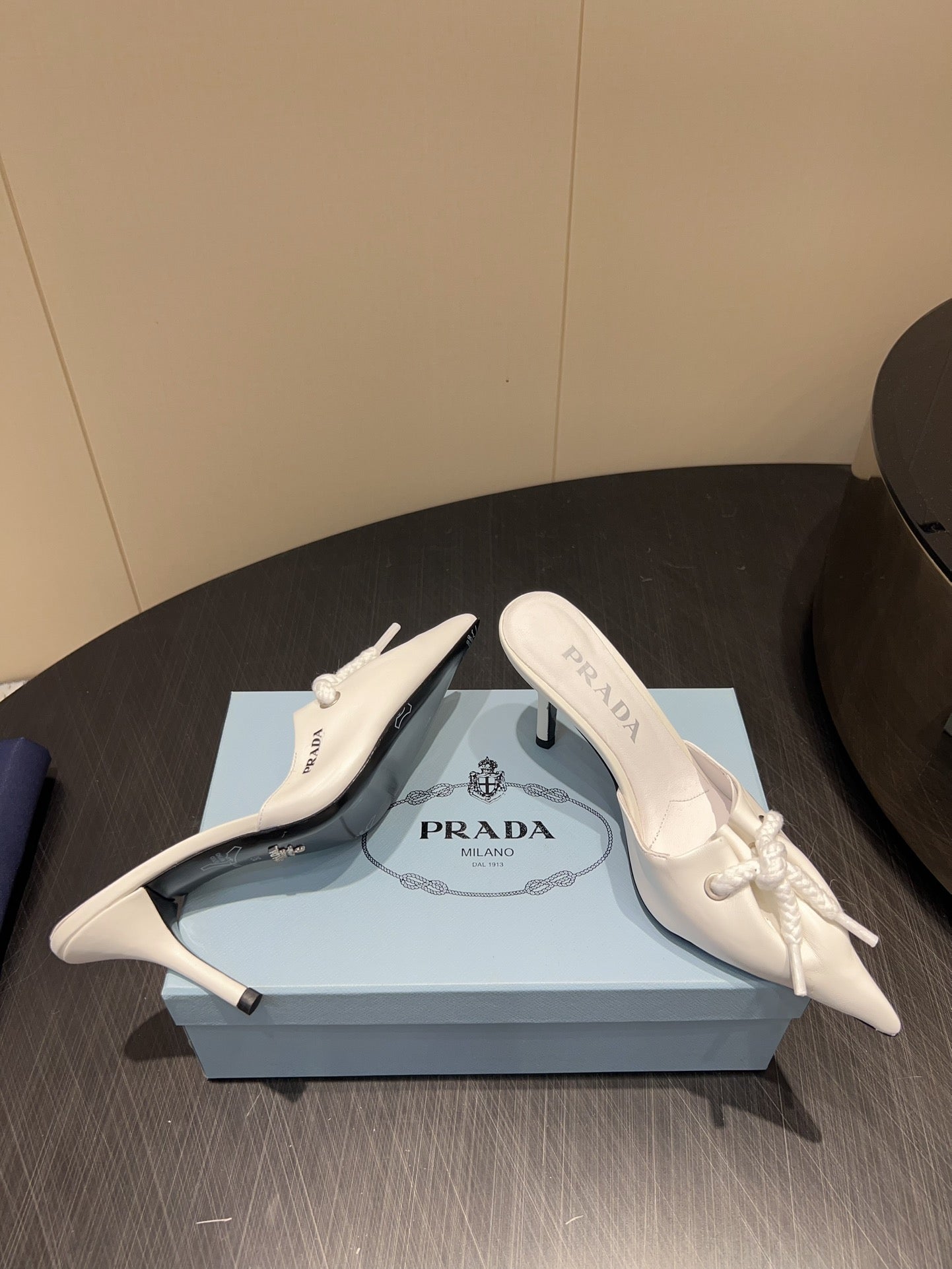 PRADA 25S BRAIDED DETAIL MULES 85MM IN WHITE CALFSKIN - 35