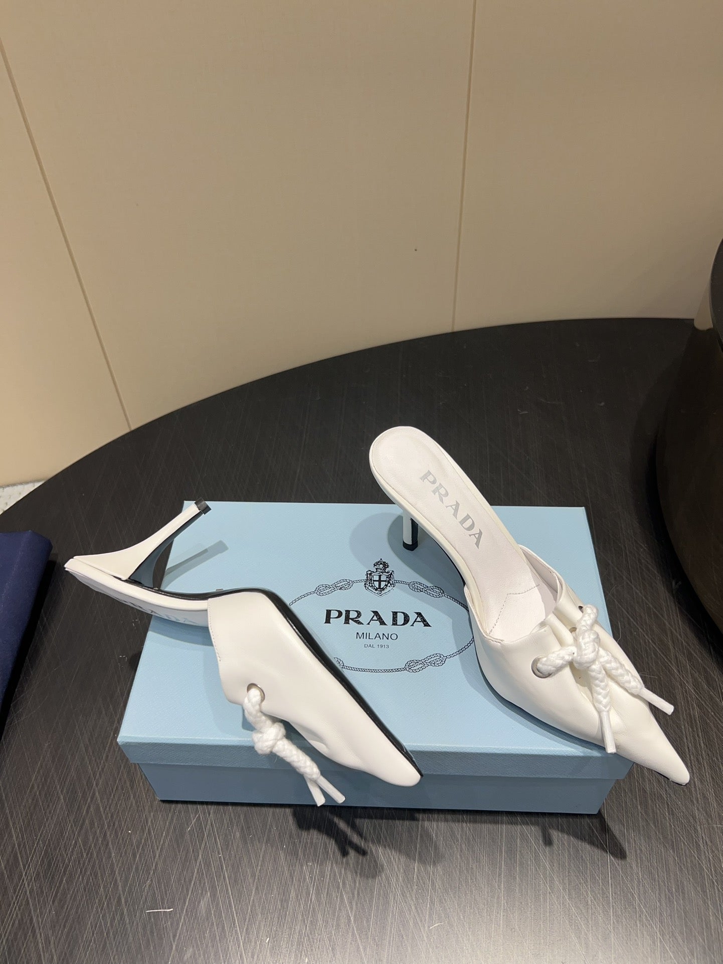PRADA 25S BRAIDED DETAIL MULES 85MM IN WHITE CALFSKIN - 35