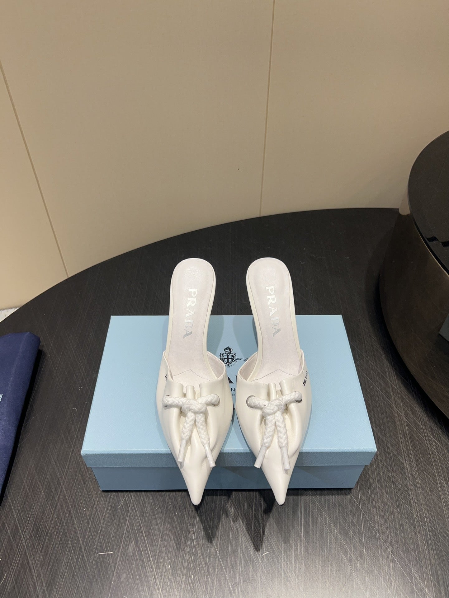 PRADA 25S BRAIDED DETAIL MULES 85MM IN WHITE CALFSKIN - 35