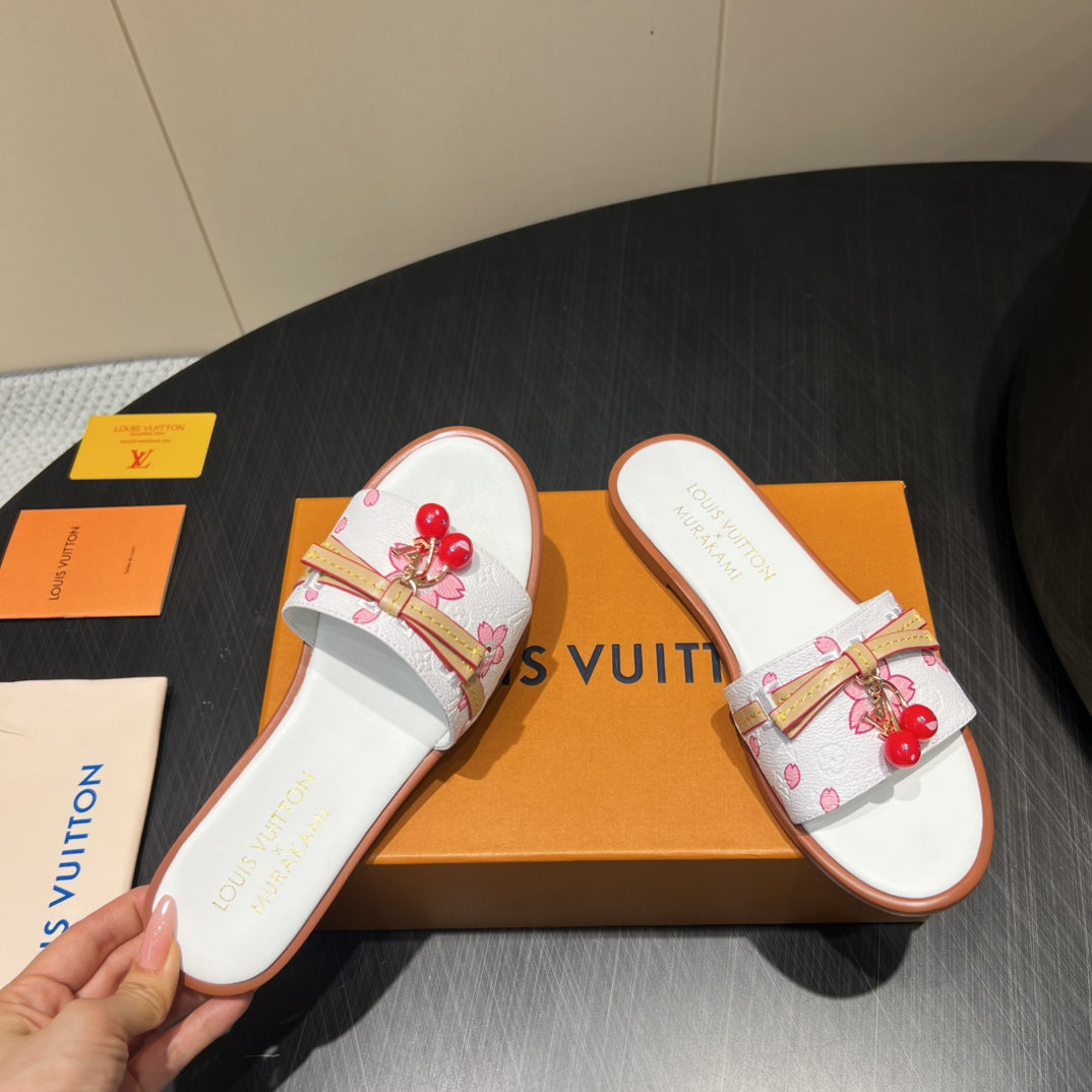 LV SLIDE SANDALS 25S IN WHITE CALFSKIN WITH CHERRY BLOSSOM BUCKLE - 35