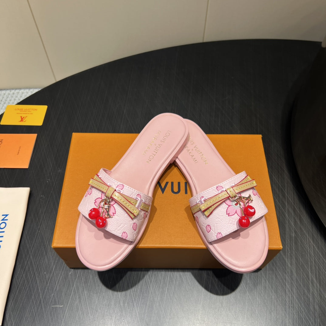 LV SLIDE SANDALS 25S IN LIGHT PINK CALFSKIN WITH CHERRY BLOSSOM BUCKLE - 35