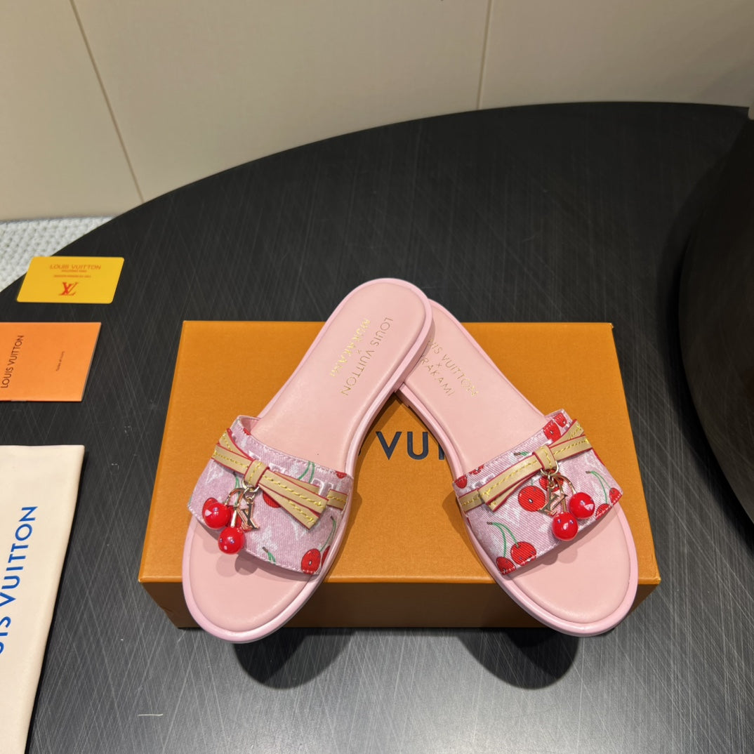 LV SLIDE SANDALS 25S IN LIGHT PINK DENIM AND CALFSKIN WITH CHERRY BLOSSOM BUCKLE - 35
