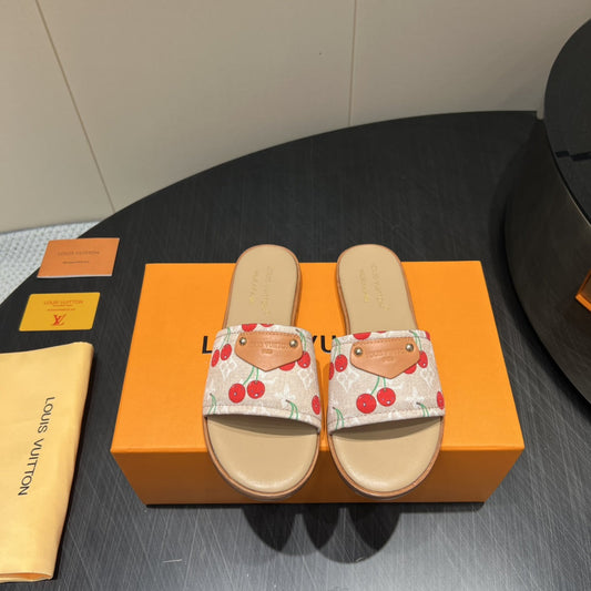 ШЛЬОПАНЦІ LV SLIDE 25S З БЕЖЕВОГО ДЕНІМУ ТА ТЕЛЯЧОЇ ШКІРИ З ЛОГОТИПОМ – 35