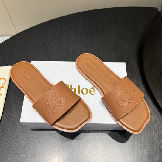 БОСОНІЖКИ CHLOÉ 26S З КОРИЧНЕВОЇ ТЕЛЯЧОЇ ШКІРИ