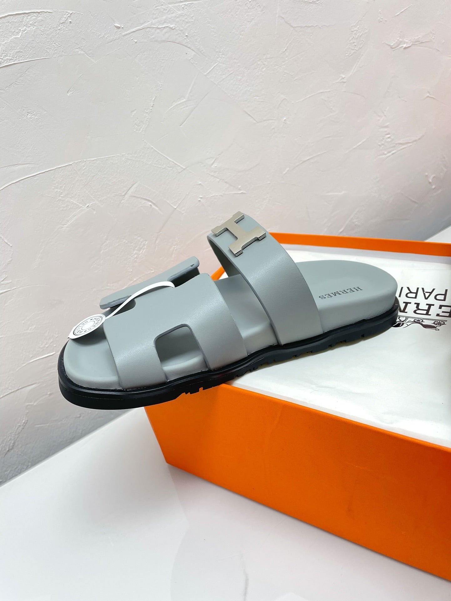 CHYPRE SANDAL PASTEL BLUE LAMBSKIN WITH H BUCKLE - 34