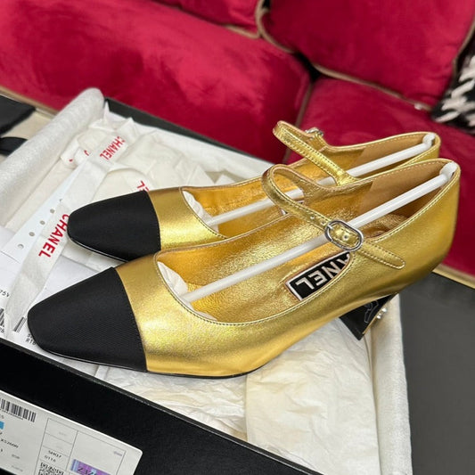 HIGH MARY JANE IN GOLDEN CALFSKIN AND BLACK SATIN - 35
