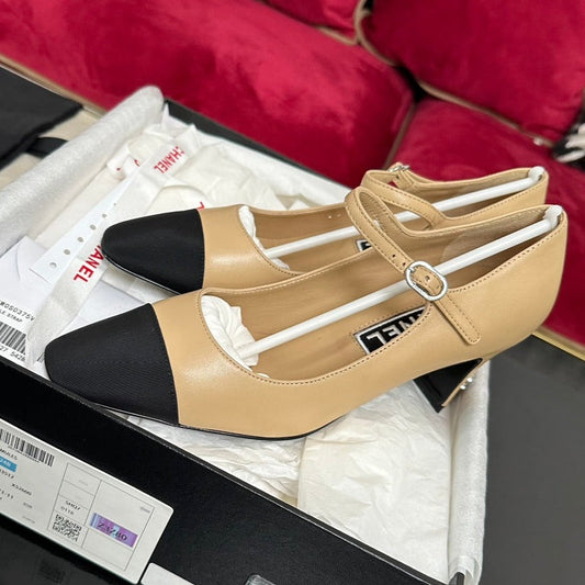 HIGH MARY JANE IN DARK CREAM CALFSKIN AND BLACK SATIN - 35