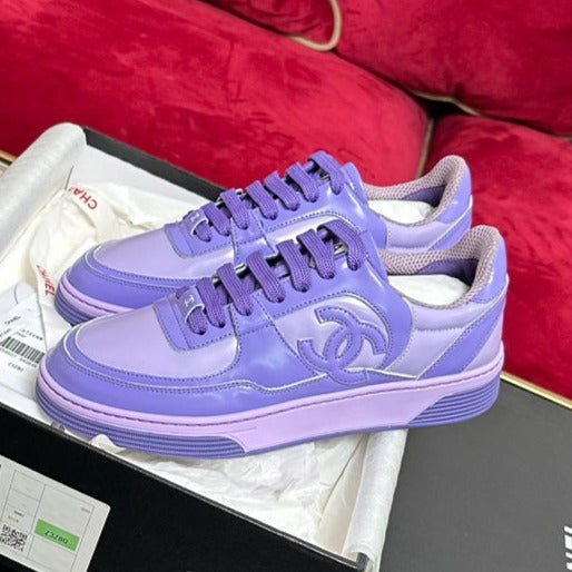 TRAINERS IN LIGHT PURPLE SHINY CALFSKIN - 34
