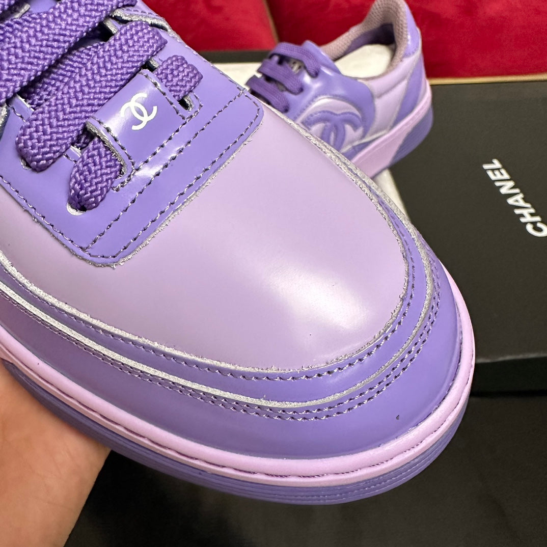 TRAINERS IN LIGHT PURPLE SHINY CALFSKIN - 34