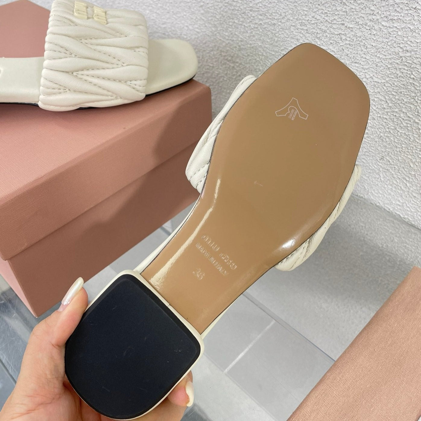 Women's White Leather Slippers - 35