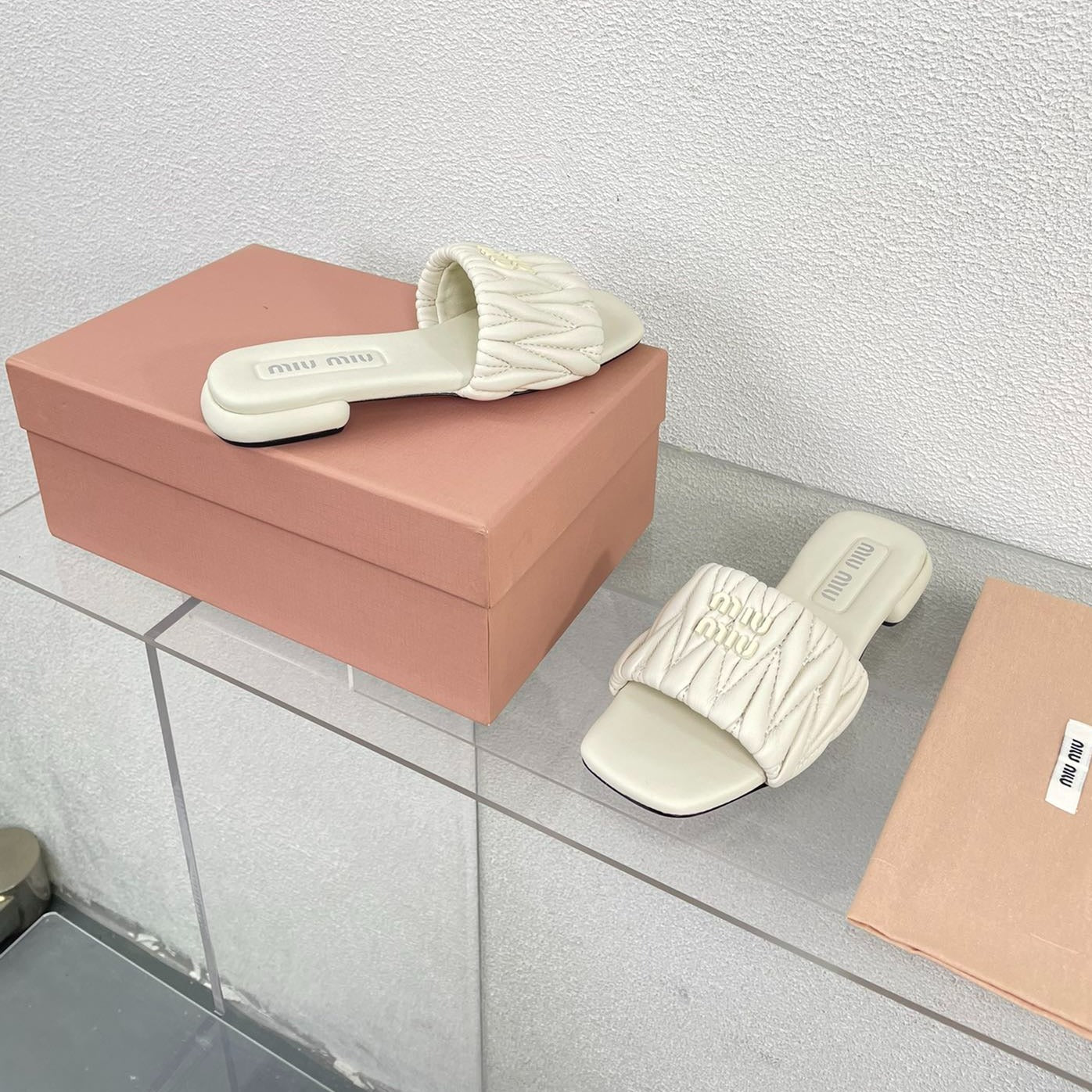 Women's White Leather Slippers - 35