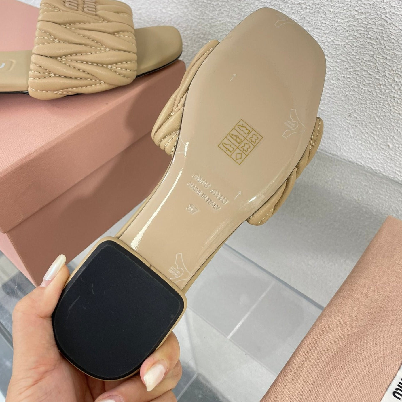Women's Apricot Leather Slippers - 35