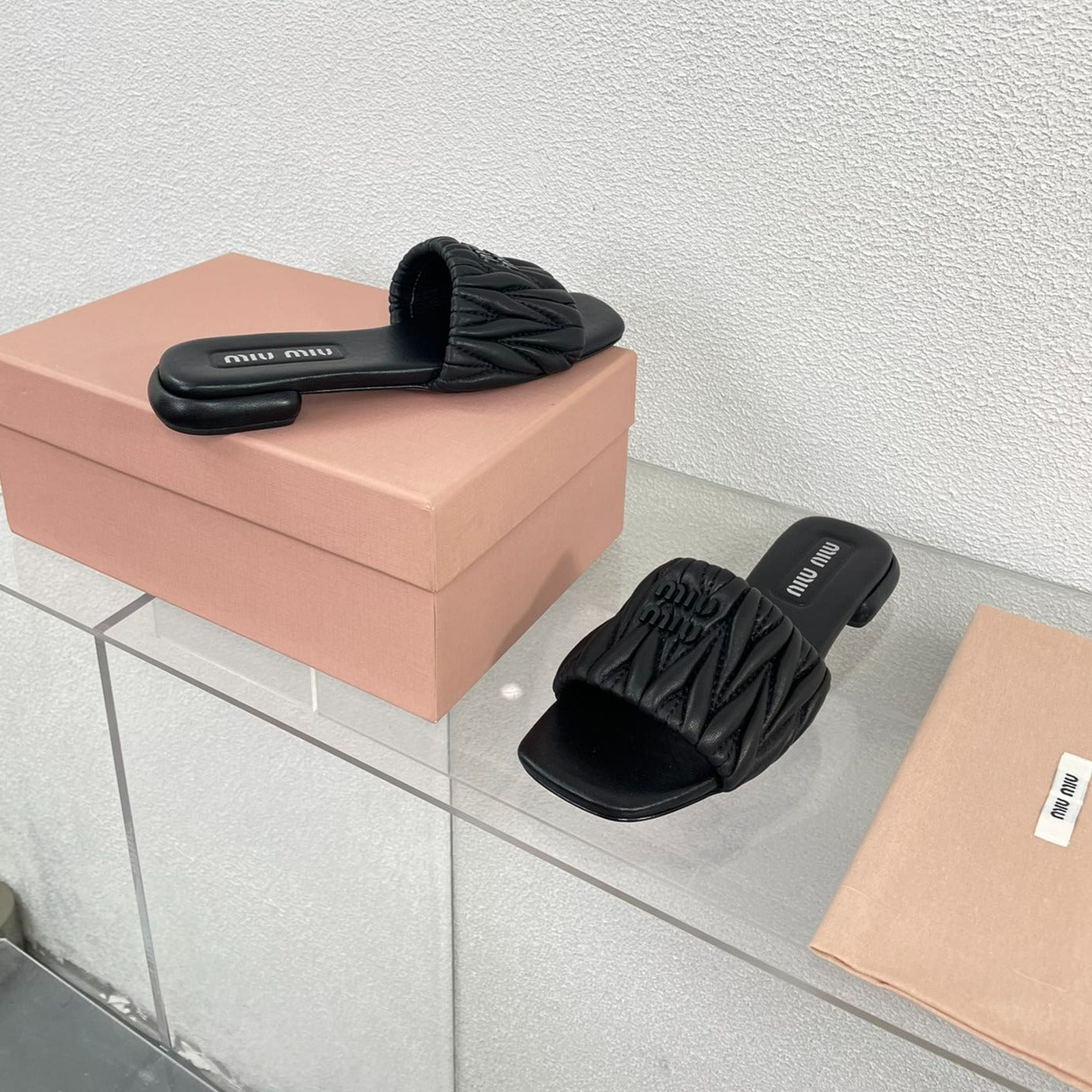 Women's Black Leather Slippers - 35