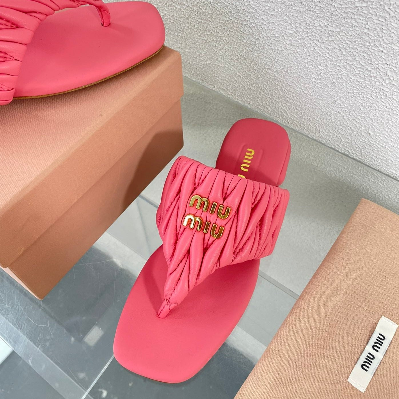 Flip-Flops Rose Leather Stylized - 35