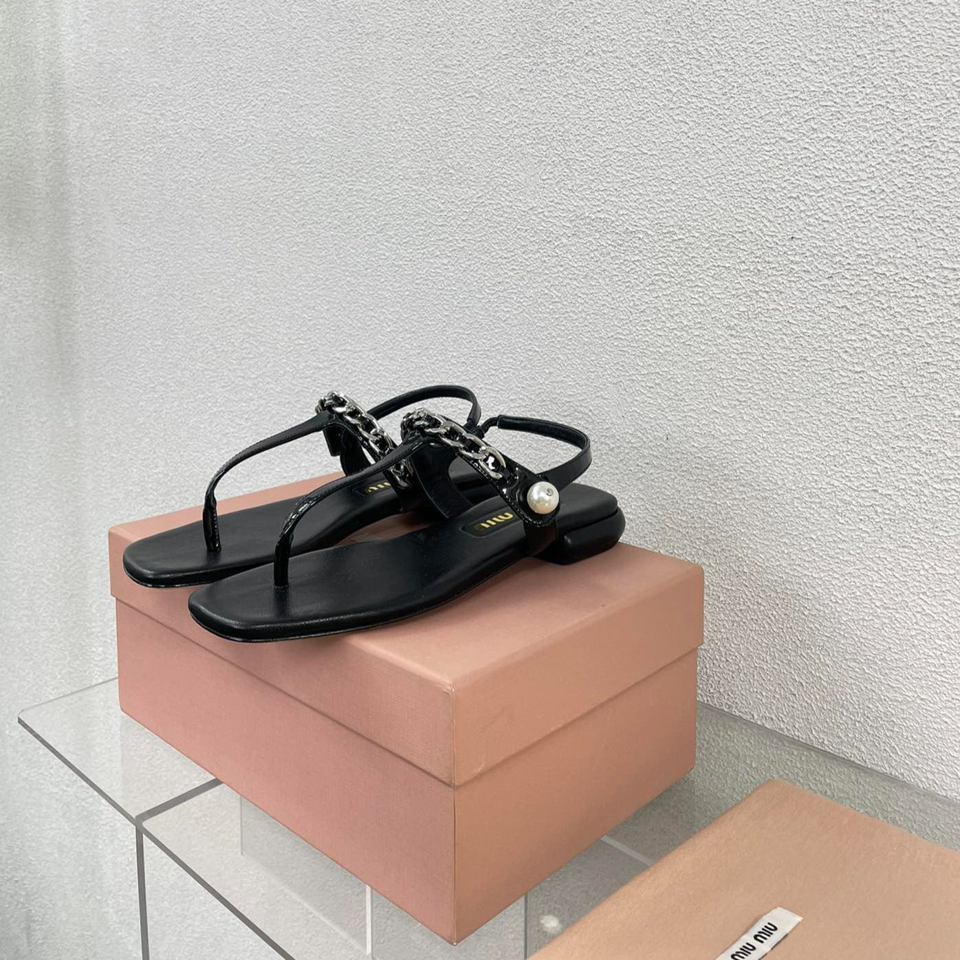 Pearl Chain Flip-Flops Black Color Leather - 35
