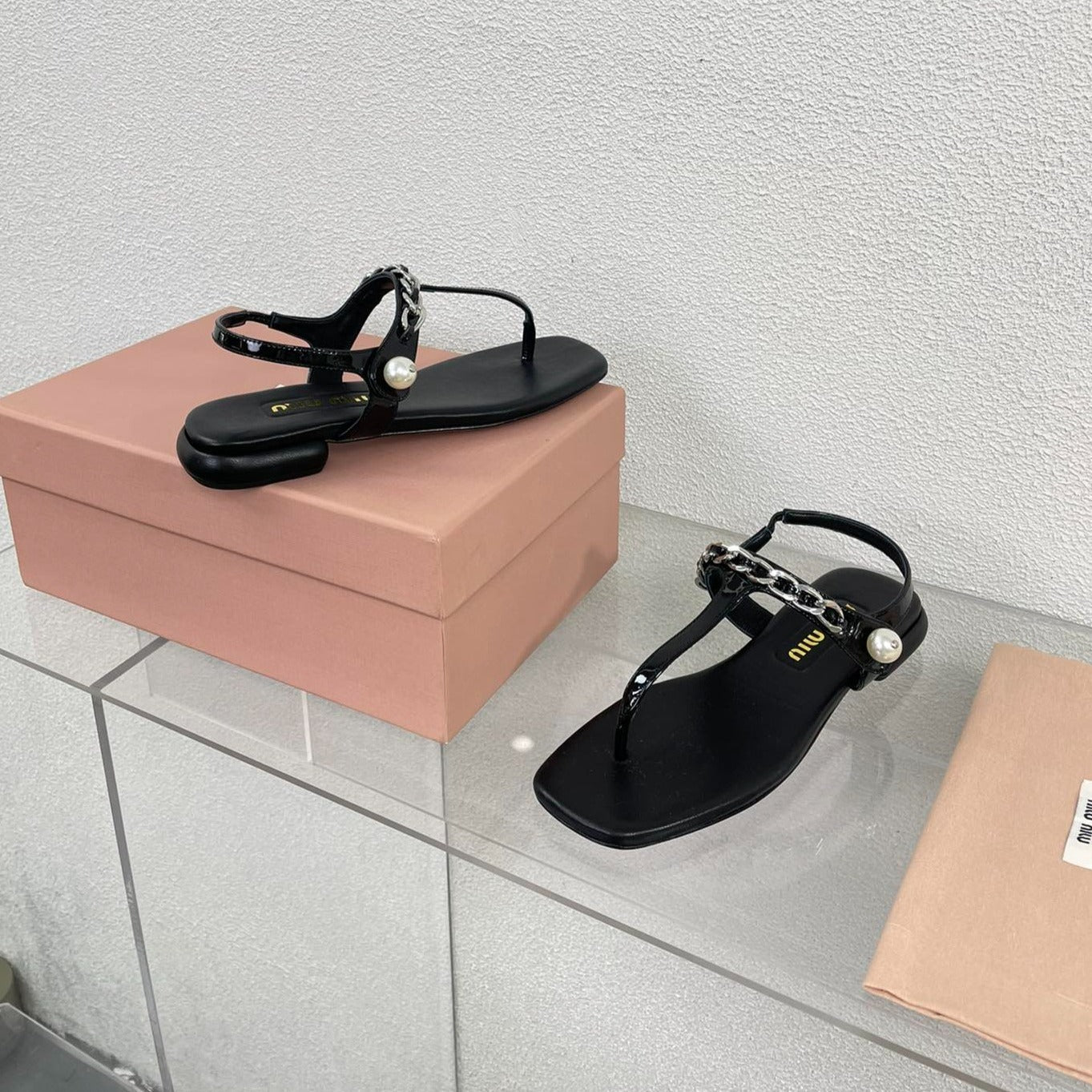 Pearl Chain Flip-Flops Black Color Leather - 35