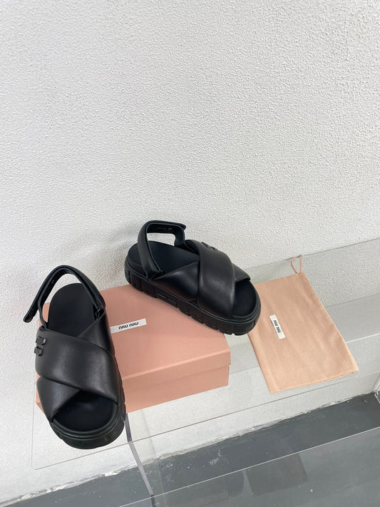 Thick-Soled Sandals Black Leather - 35