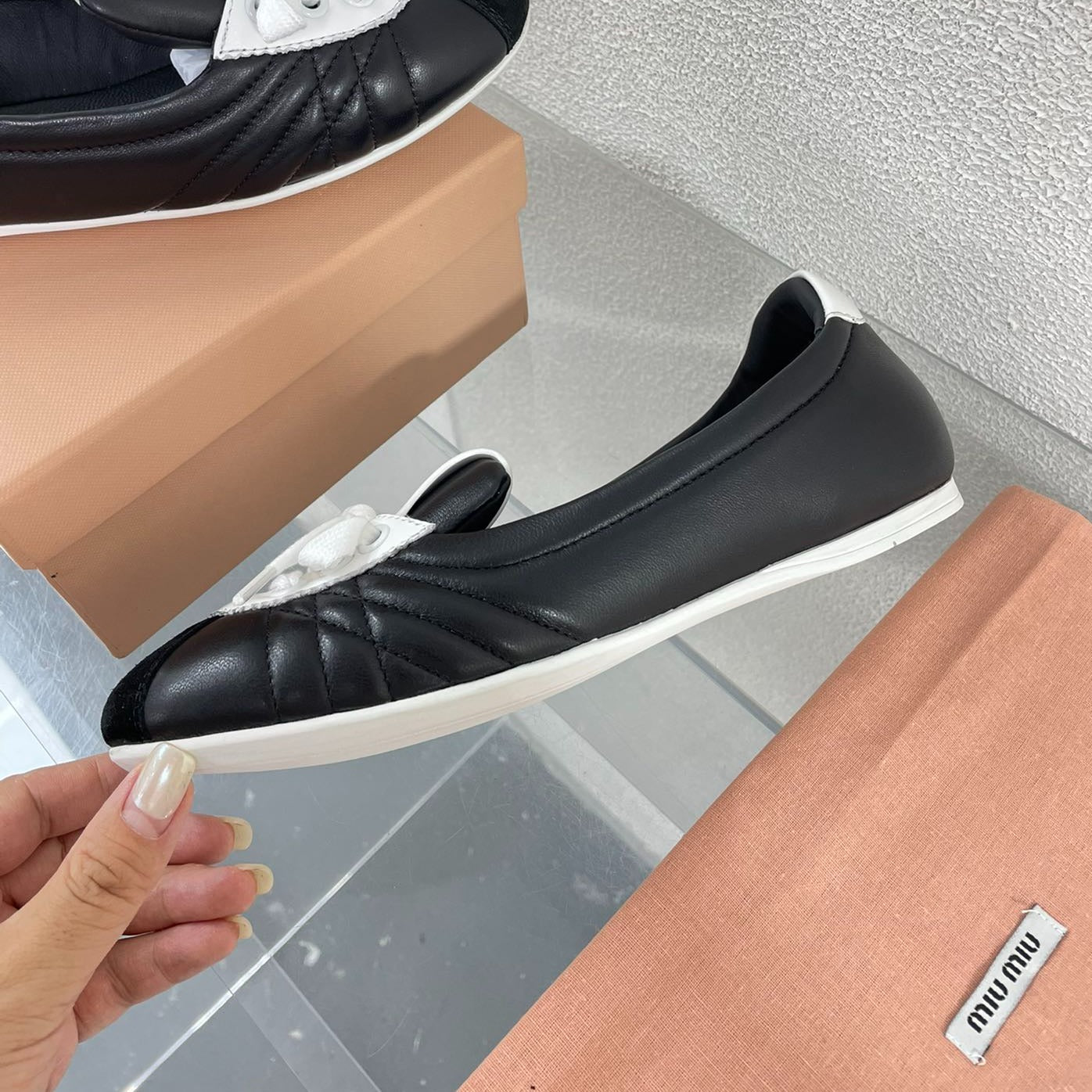 Black Leather Ballet Flats With White - 35
