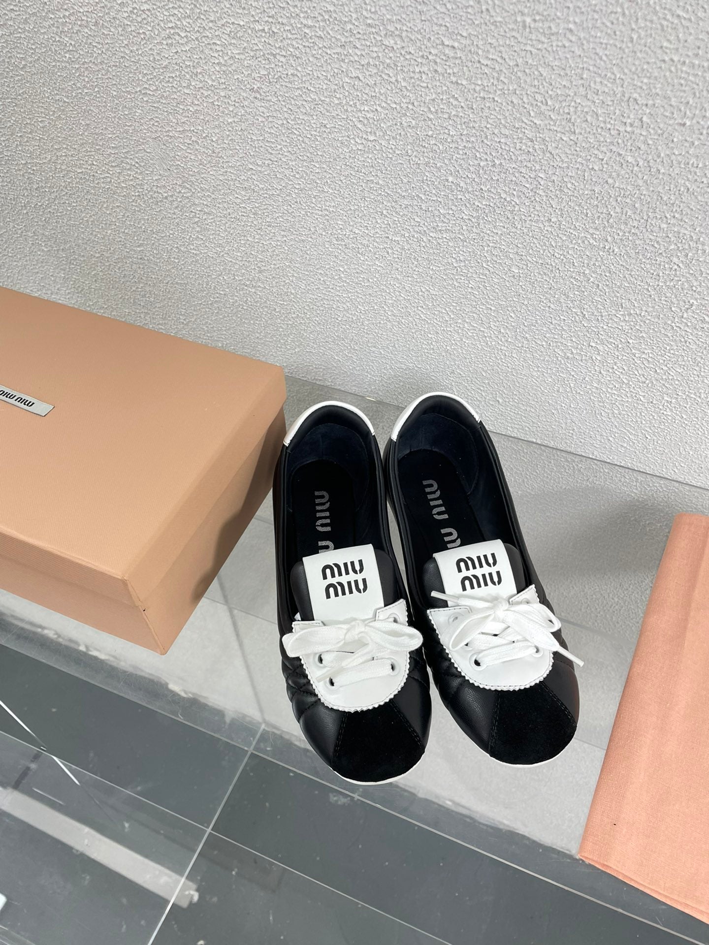 Black Leather Ballet Flats With White - 35