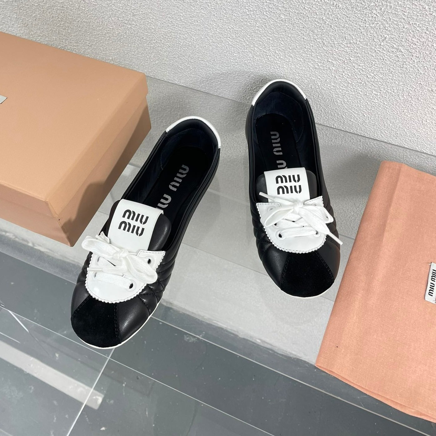 Black Leather Ballet Flats With White - 35