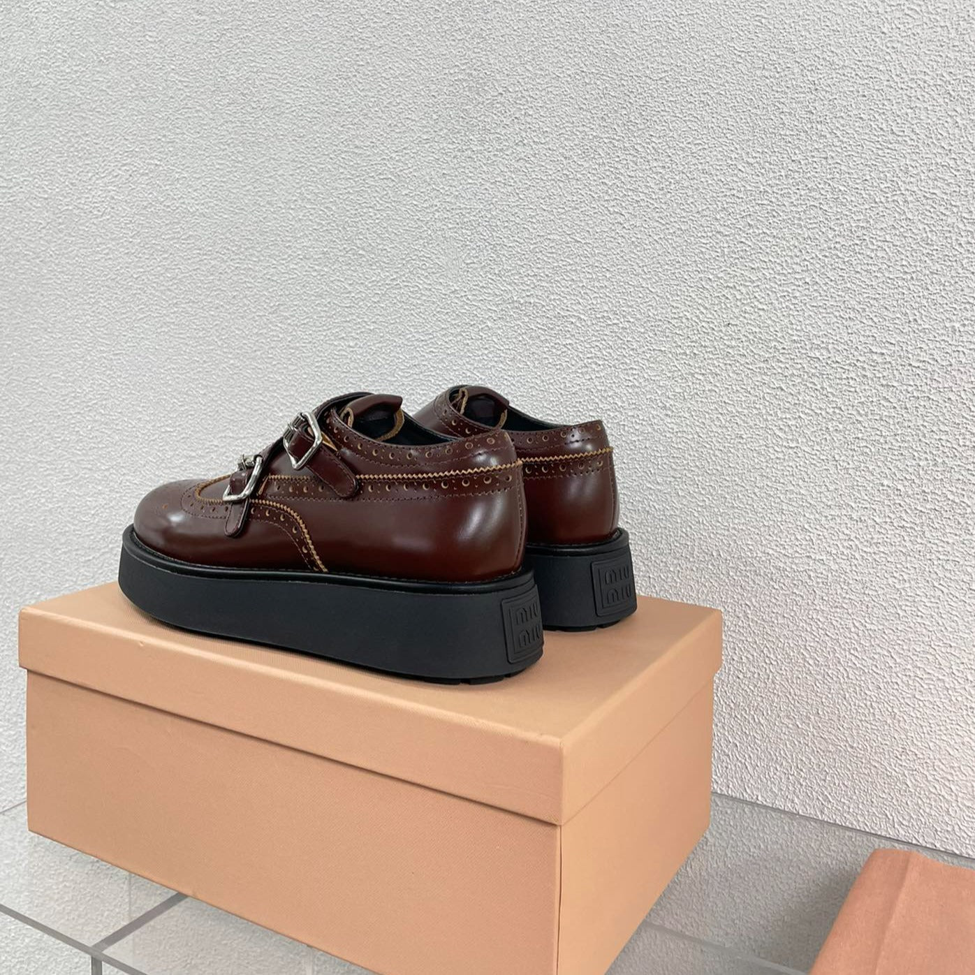Baroque Thick-Soled Oxford Shoes Walnut Calfskin - 35