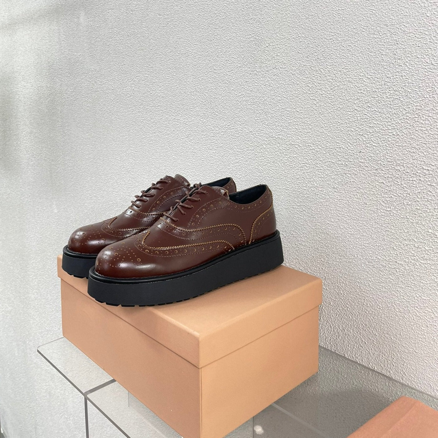 Baroque Thick-Soled Oxford Shoes With Laces Walnut Calfskin - 35